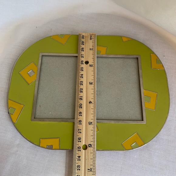 ✨SOLD✨ Geometric Green and Yellow/Orange Metal Picture Frame for 4x6” photo - Picture 4 of 7
